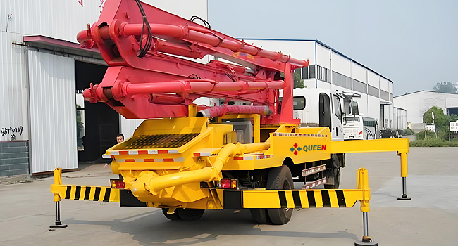 Concrete Boom Pump
