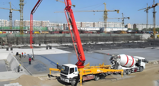 Concrete Boom Pump